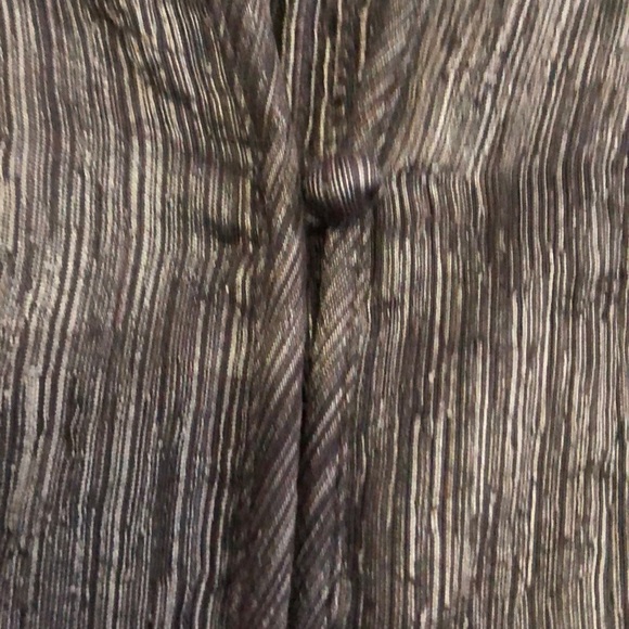 EILEEN FISHER sz XS Shimmery silk jacket - Picture 5 of 7